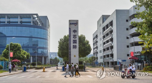 中 반도체 스타트업 '흔들'…美 제재 대응 'AI 굴기'에 빨간불_이윤구