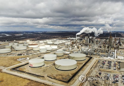 [뉴욕유가] 미중 무역 합의에 사흘째 상승…WTI, 1.5%↑_장예진