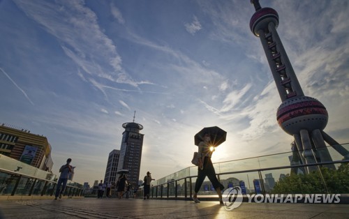 DBS "中, 작년 5.0% 성장 목표 달성 가능"_강수지