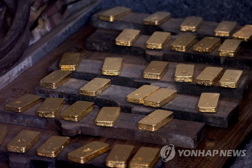 금 랠리 현혹되지 말라는 전문가들…안전자산의 역설_강수지