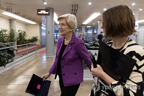 美 민주당 의원들, 파월 의장에 '주택시장 고려한 금리인하 촉구'_정선영