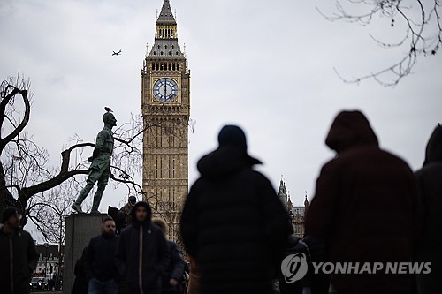영국 11월 실질 GDP 전월비 +0.3%…예상치 상회(상보)_홍예나