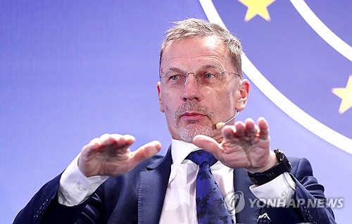 ECB 부총재 내정자 "인플레 목표 수준이지만, 안주할 여지는 없어"_최진우