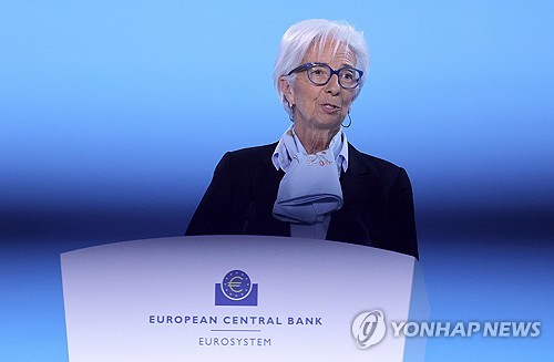 라가르드 "몇몇 위원, 금리 인하할 준비 돼"(상보)_임하람