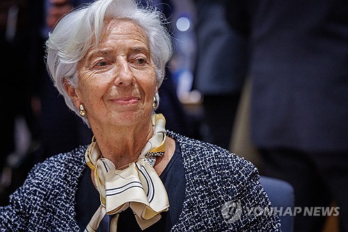 ECB, 오늘 금리 25bp 인하할 듯…경기 둔화·무역전쟁 타격 우려_정윤교