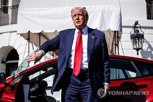 정치화된 뉴욕 증시…논란의 중심에는 '테슬라'_정윤교