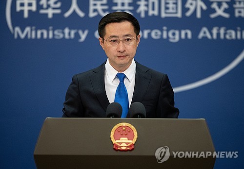 中 "이스라엘·이란, 즉시 긴장 완화 조치 취해야"(상보)_이민재