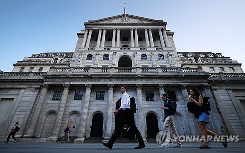 잉글랜드은행, 기준금리 4.25% 동결…"고용시장 둔화"(상보)_최진우