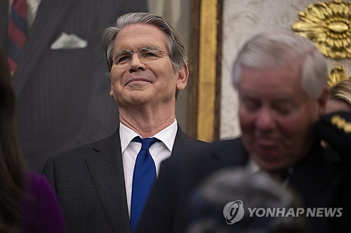 美재무, 물가 안정 방안 추진…"바나나·커피 등 중대한 발표"_최진우