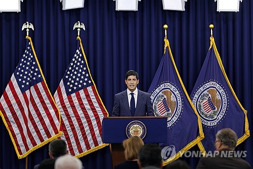 NYT "연준 워시, 정치인 같은 화법…답변 길고 찬반 피해"_이민재
