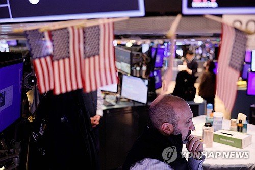 곰 만날까 두려운 美주식시장, 올해 '연준'보다 조심할 곳은_정선영