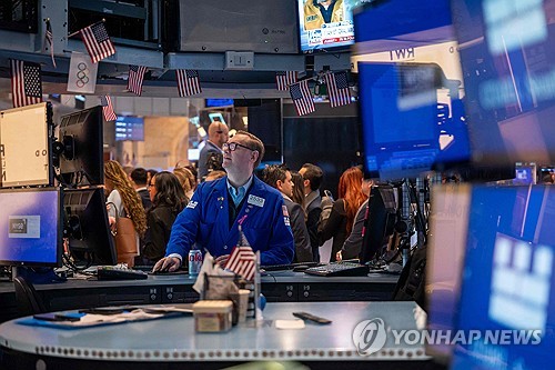 뉴욕증시, 투자자들의 관망세에 혼조세로 출발_윤영숙