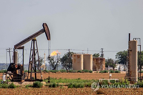 [뉴욕유가] 셧다운 종료 가시권에 사흘째 상승…WTI, 1.5%↑_김성진