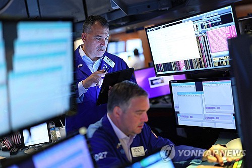 뉴욕증시, 고용호조 불구 트럼프 관세 부담에 혼조…나스닥 사상 최고_장예진