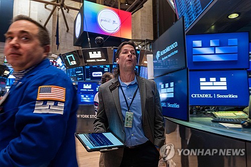 뉴욕증시, 셧다운 종료 기대감에 상승_윤정원