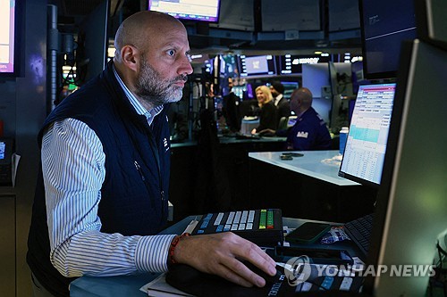 모건스탠리, 고용 발표 이후 12월 금리 인하 전망 철회_권용욱