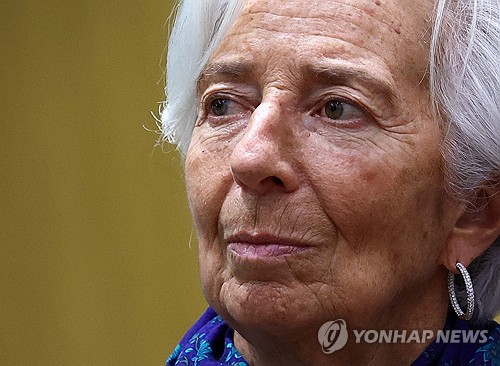 ECB, 작년 11월 소비자 1년·3년 기대 인플레이션 하락_정선영