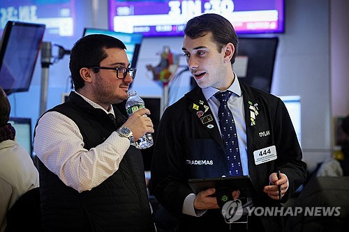 뉴욕증시, 분기 실적 주시하며 상승 출발_윤영숙