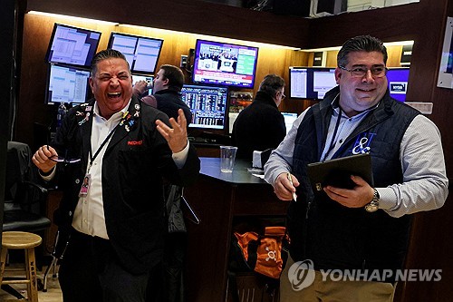 뉴욕증시, 이번 주 PCE 물가 앞두고 상승 출발_윤영숙