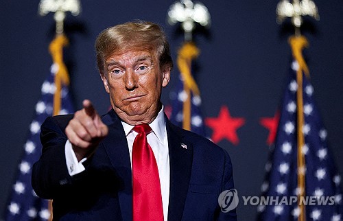 스팩 DWAC, 트럼프 소셜미디어와 합병 승인…TMTG 우회 상장_윤영숙