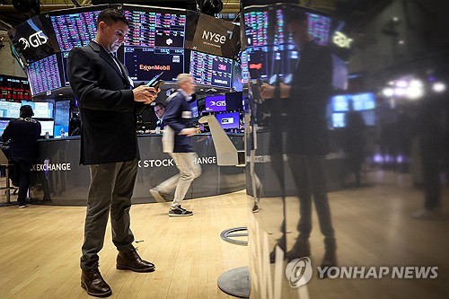 뉴욕증시, 실업보험 증가에 고용둔화 주목…다우 0.85%↑마감_정선영