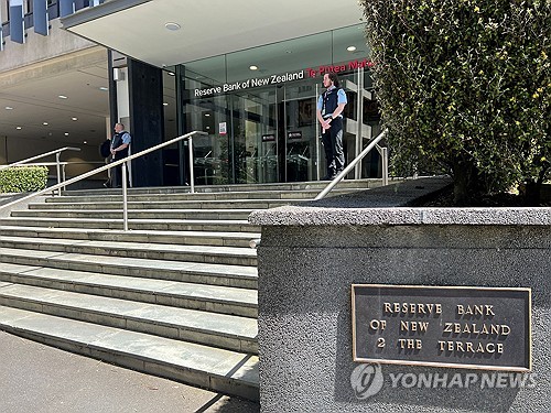 골드만 "뉴질랜드 11월 기준금리 75bp 인하 가능성"_최진우