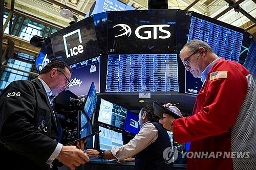 "대선 변동성에도 美 증시 소비자 신뢰지수 사상 최고치"_이윤구