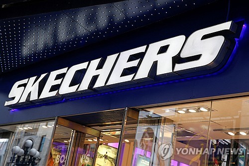 사모펀드 3G캐피털, 82억달러에 스케쳐스 인수…주가 25% 급등_최진우
