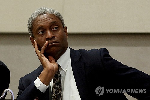 애틀랜타 연은 총재 "관세발 인플레 일회성 아닐 수도…관망 지지"_최진우