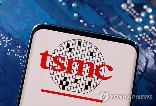 TSMC 2분기 순이익 60% 급증하며 사상 최대_권용욱