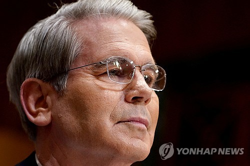 美재무 "파월 지금 당장 물러날 이유 없어…다음주 中과 협상"_최진우