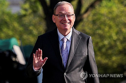 백악관 "다른 산업서도 인텔식 거래 있을 수도…파월 잭슨홀 연설 적절"_최진우