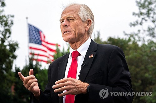 백악관 무역고문 "인도 관세 27일부터 50%로 올라갈 듯"_최진우