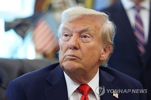 트럼프 "한국 새 정부가 교회 압수수색…용납하지 않을 것"(상보)_최진우