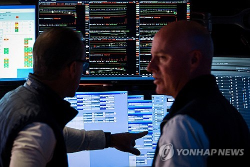 뉴욕증시, 엔비디아 실적에 엇갈린 투심…하락 출발_진정호