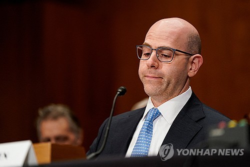 마이런 연준 후보자, 금리인하 확약 여부에 "노"…백악관직은 유지(상보)_최진우