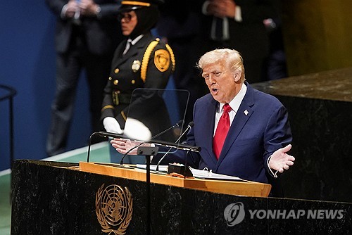 트럼프 "유럽, 러 석유 구매 즉각 중단해야…대러 강력 관세 준비"_최진우