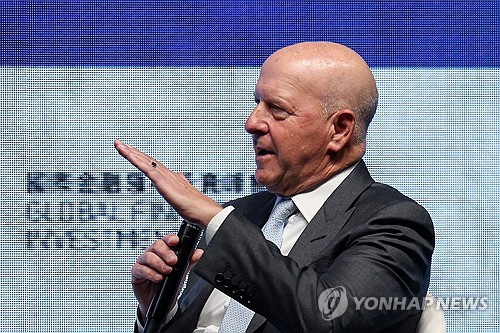 골드만삭스 CEO "1~2년 내 주식시장 10~20% 하락 가능성"_최진우
