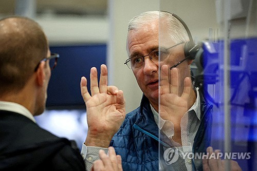 뉴욕증시, 민간 고용지표 호조에 상승 출발_윤정원
