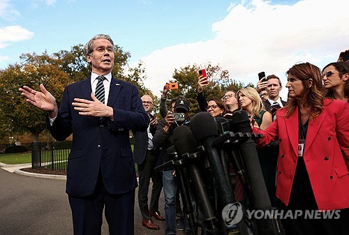 美재무 "새 연준 의장 크리스마스 전 발표할 듯"…지역 연은 비판도(종합)_최진우