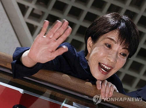 日총리 "엔저, 수출 산업에 큰 기회…엔고는 수출 경쟁력 없어"_최진우