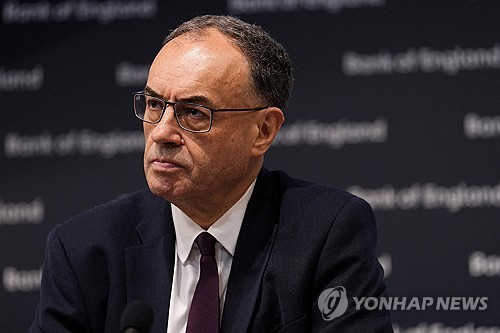 BOE 총재 "인플레 위험 줄어…정책 추가로 완화 여지"_최진우