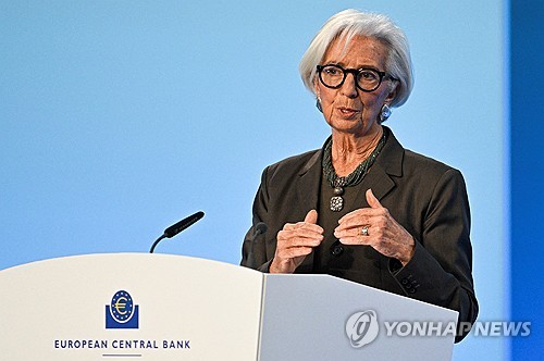 라가르드 "유로 강세, 인플레이션 예상보다 더 끌어내릴 수도"(종합)_최진우