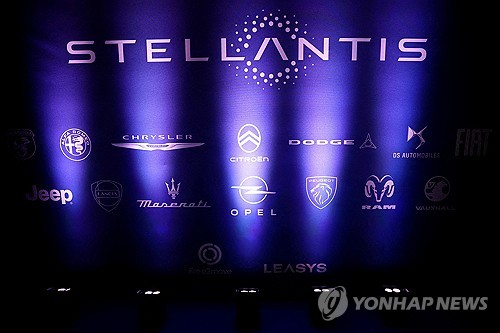 '지프·푸조' 스텔란티스 주가 26% 폭락…260억弗 구조조정 여파_최진우