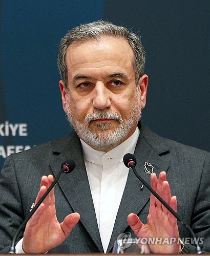 이란 외무 "美에 휴전·협상 요청한 적 없어"…트럼프에 반박_최진우