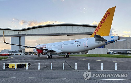 막혀버린 중동 하늘길…항공사 주가 내리막_윤정원