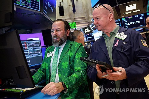 뉴욕증시, FOMC 앞두고 PPI 소화하며 하락출발_윤정원