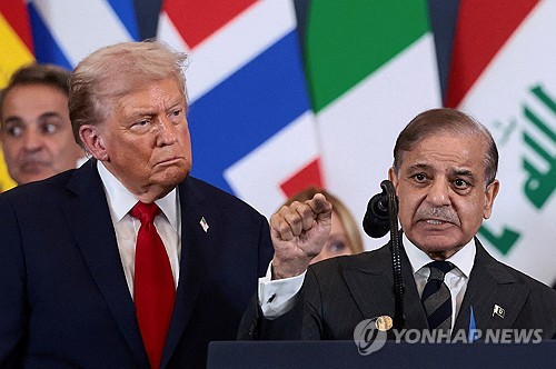 이란 "파키스탄 2주 휴전 요청 긍정적 검토…평화·전쟁 모두 준비"_최진우