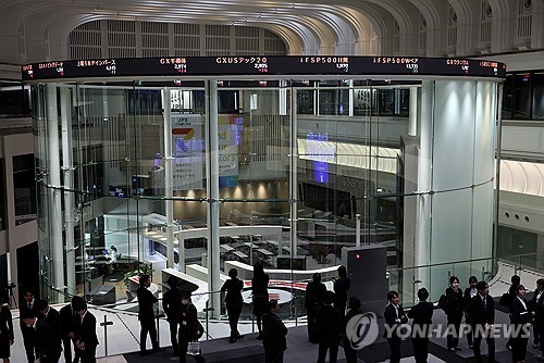 日 국채 10년물 금리, 한때 2.5%로 1997년 6월 이후 최고_이민재