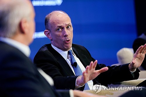 오스탄 굴스비 시카고 연방준비은행 총재